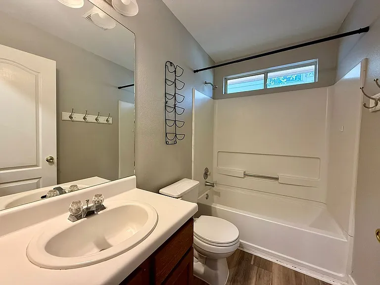 1310 Bobcat Pass — Photo 16