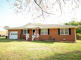 363 Forest Knolls Rd, Goldsboro, NC 27534