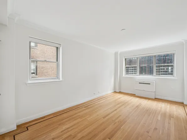 85 East End Avenue image 32 of 34