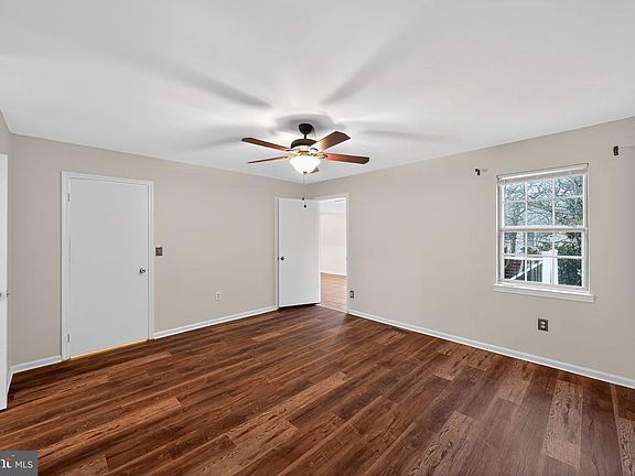 5th image of 2313 Westport Ln