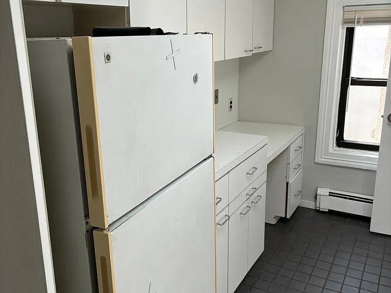 504 Court St #5 — Photo 26