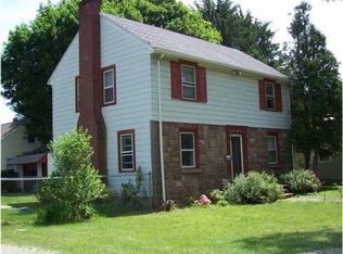 824 N Winton Rd, Rochester, NY 14609