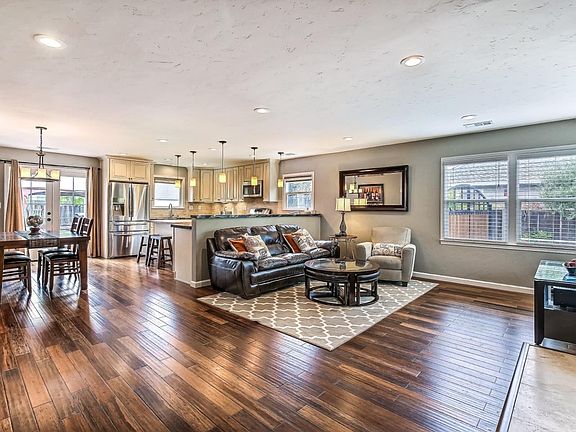 5th image of 15170 Herring Ave