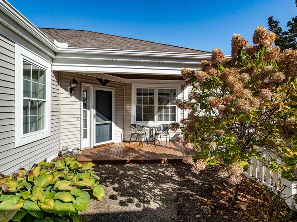 3 Old Coventry Lane, Bedford, NH 03110