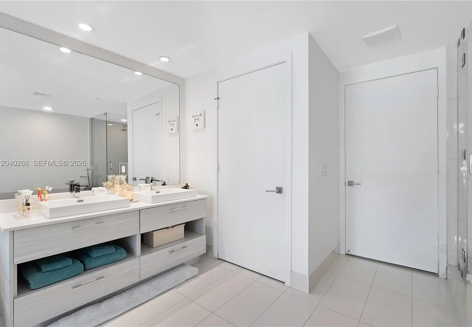 2 bed, 1198 sqft, $5,900 — Photo 4