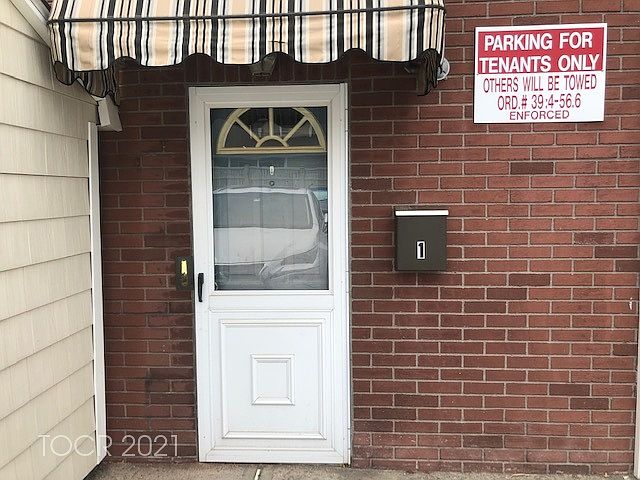 1st image of 636 Wyckoff Ave #1