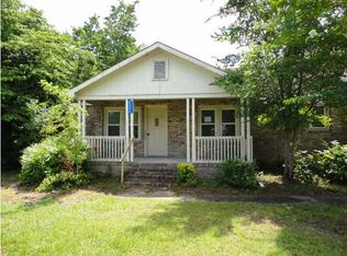 2052 S Live Oak Dr, Moncks Corner, SC 29461