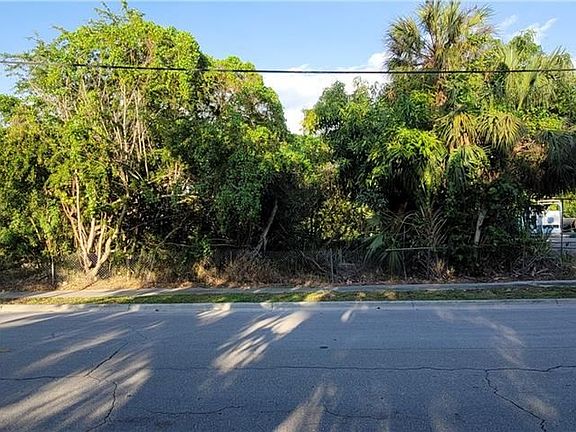 2nd image of 1533 Palm Ave