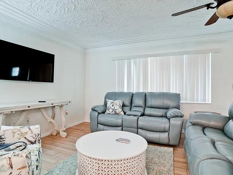 5308 12th Avenue Dr W — Photo 3