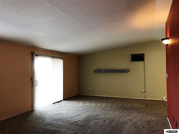 2nd image of 1174 Ladera Dr