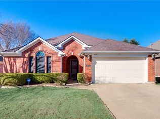 6236 Saint Leonard Dr, Arlington, TX 76001