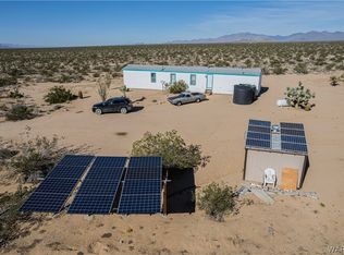 18208 S Custer Rd, Yucca, AZ 86438