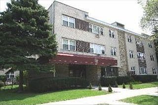 5th image of 426 S Lombard Ave APT 105