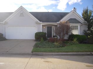 709 Pebble Creek Dr, Akron, OH 44320