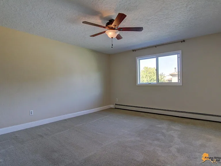 18610 Lowrie Loop — Photo 12