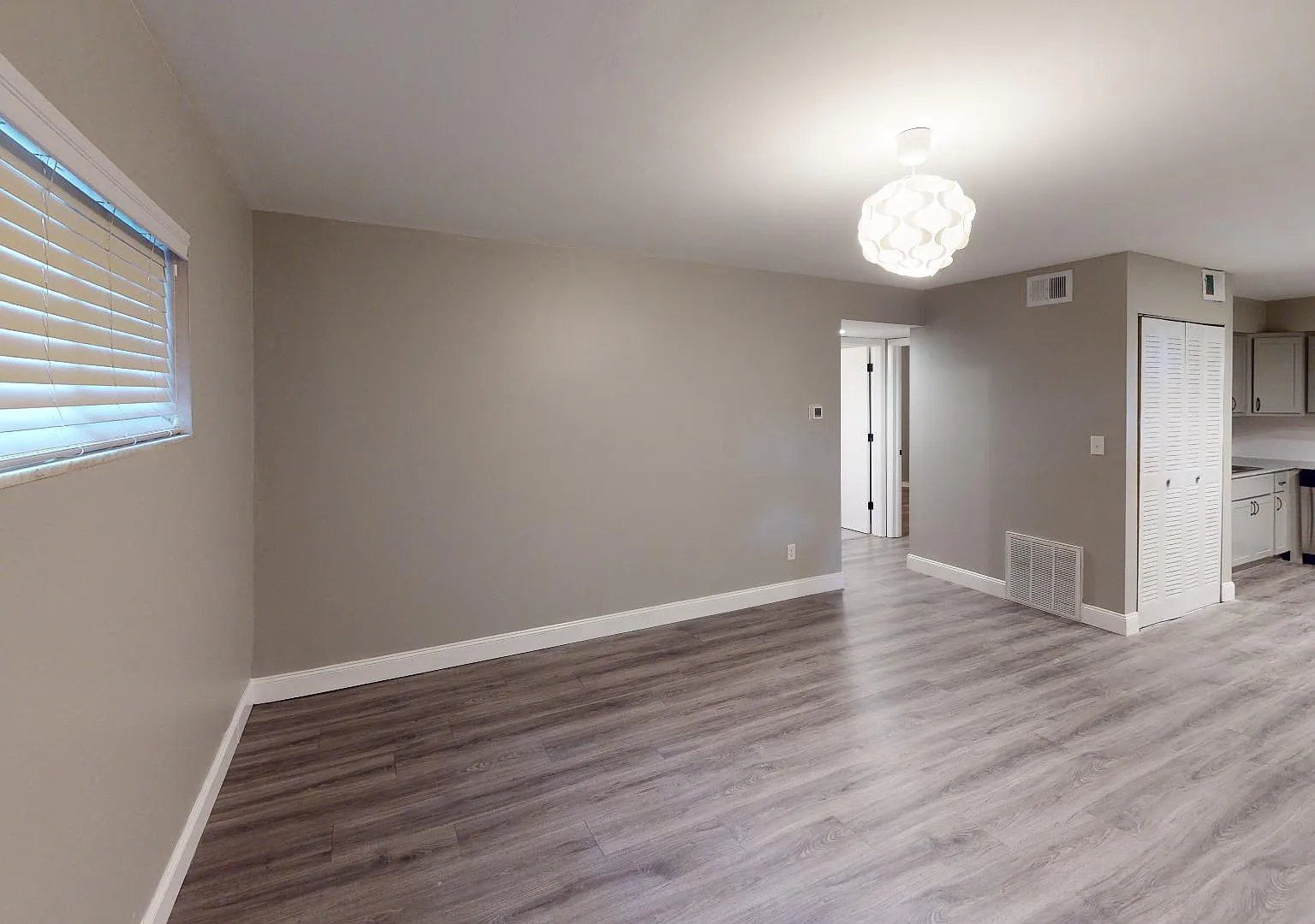 2 bed, $1,800 — Photo 3