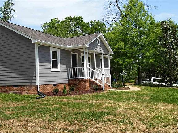 3rd image of 106 Westdale Ct