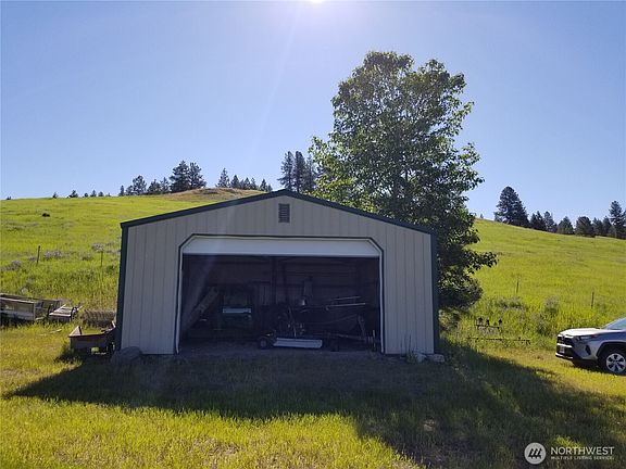 3rd image of 49 Old Ranch House Road