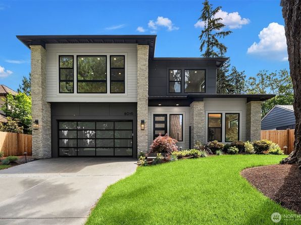 8016 Fairway Drive NE, Seattle, WA 98115 home