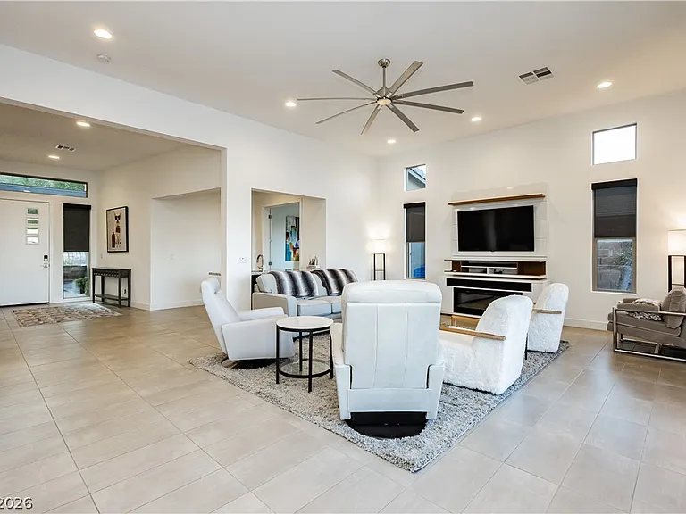 6710 Azimuth Ct — Photo 32