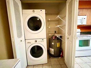 7320 Lake Circle Dr APT 202, Margate, FL 33063