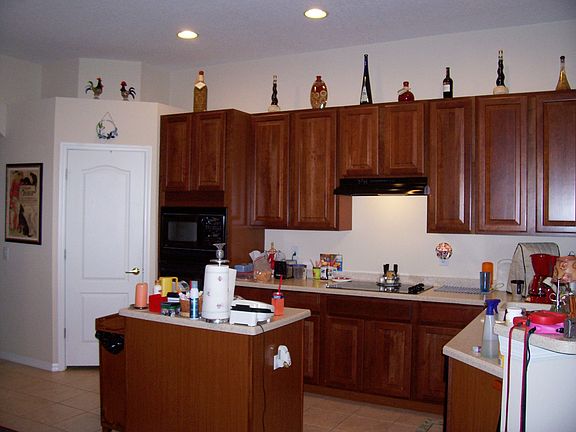 2nd image of 18724 Chopin Dr