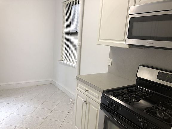 5th image of 7501 4th Ave #4