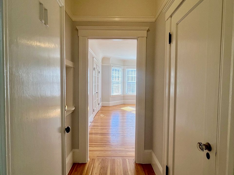 1st image of 1096 Fulton St #11