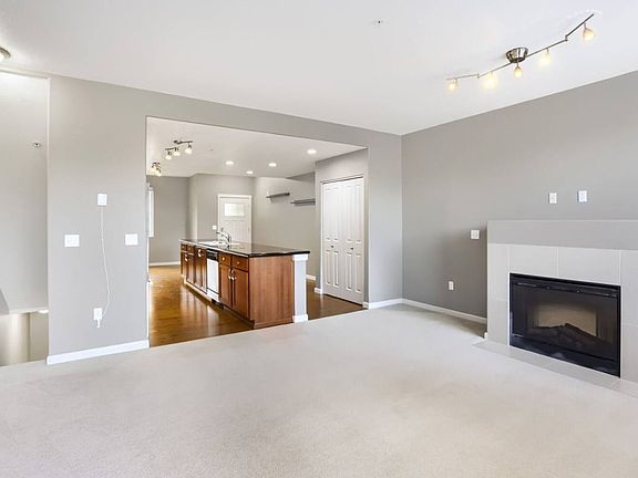 5th image of 605 NW Lost Springs Ter Unit 103