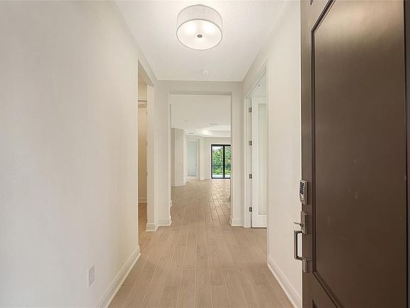 5th image of 280 ALTAMURA CIRCLE