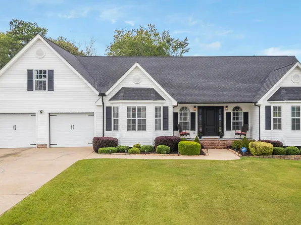 8885 River Cove Dr, Harrison, TN 37341