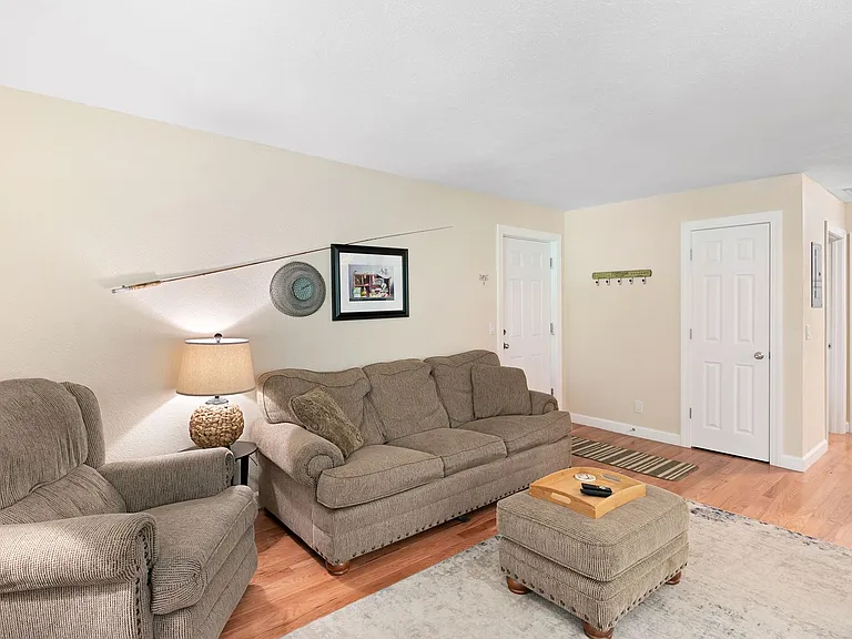 Timber Ridge Apartments (Timber Ridge 64 LLC) — Photo 8