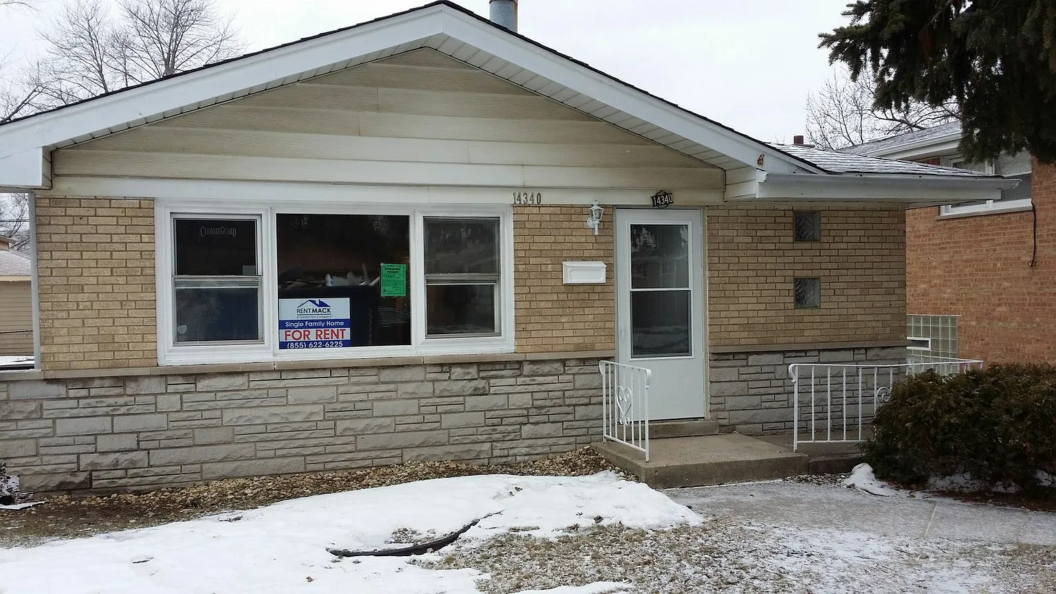 15114 Oak St photo 1