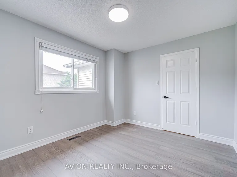 9 Falan Heights Cres — Photo 27
