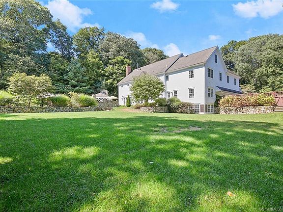 5th image of 15 Woodcock Ln