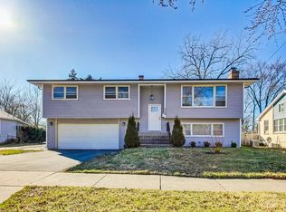 334 S Fairfield Ave, Lombard, IL 60148