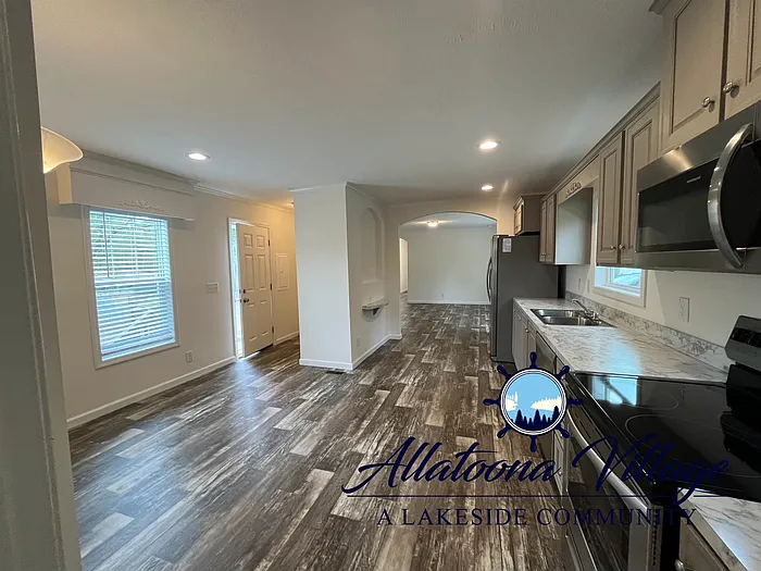 4925 Cedar St — Photo 5