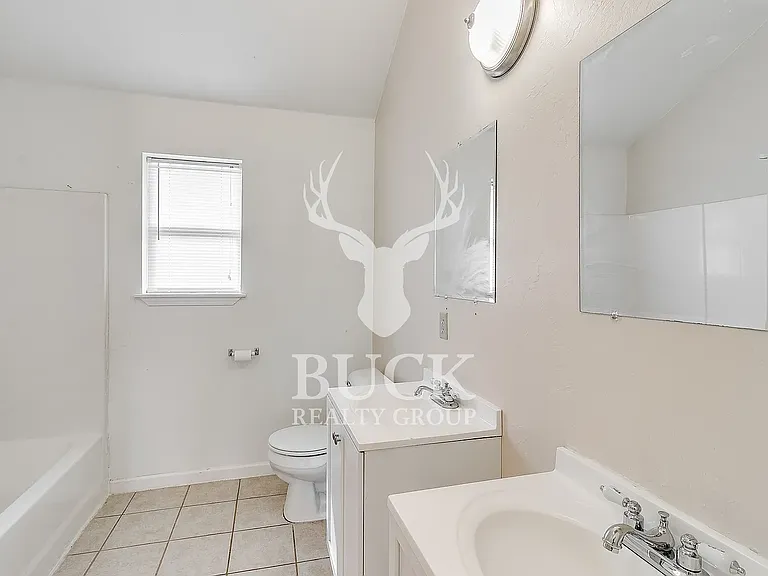 1201 Stansell Dr — Photo 19