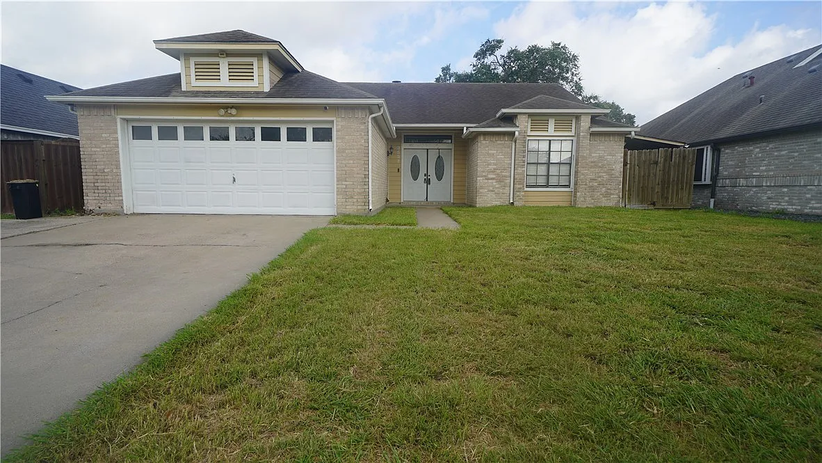 3 bed, 1708 sqft, $2,150 — Photo 1