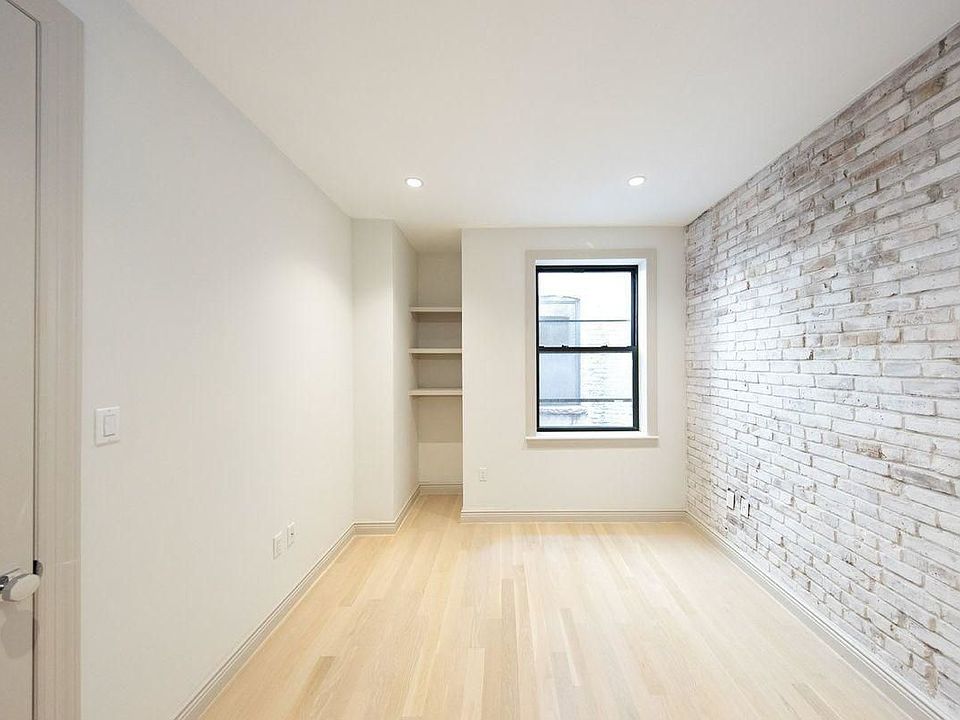 2nd image of 248 Front St #5C
