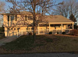 113 Roslyn Ave, Cape May, NJ 08204