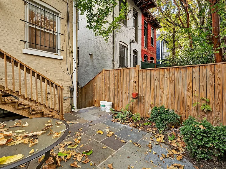1427 Monroe St NW — Photo 30