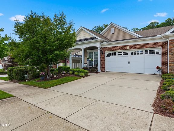 4th image of 733 Finnbar Dr