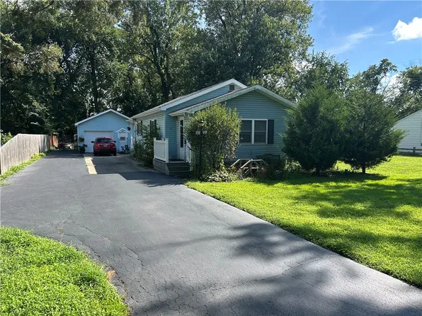 2405 E Geddes Ave, Decatur, IL 62526