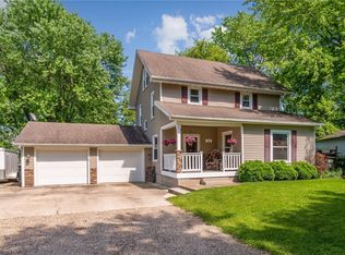 104 Circle Dr, Huxley, IA 50124