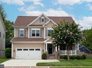 542 W Montgomery Ave, Rockville, MD 20850