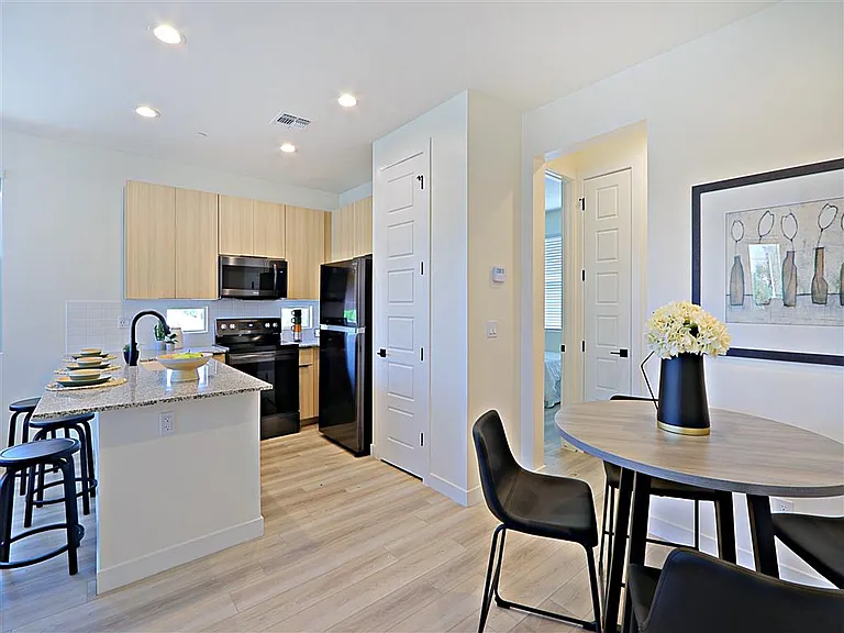 Scottsdale Hayden Townhomes — Photo 29