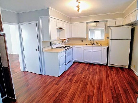 3rd image of 403 S 5th St #Tm30