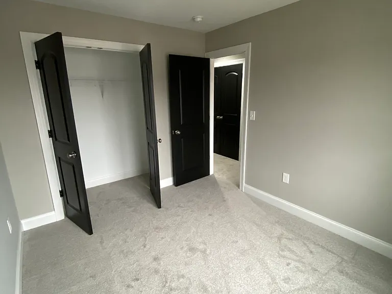 47 Emanuel Ct — Photo 8