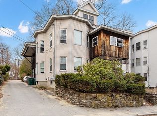 25-27 Lawrence St, Fitchburg, MA 01420